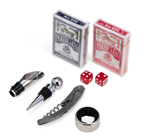 V�rios kits vinho alinhados para evento em BH