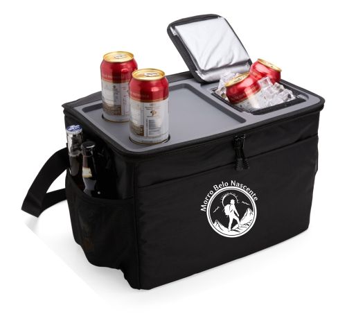 Tampa r�gida em pl�stico PP com quatro cavidades para suporte de copos.